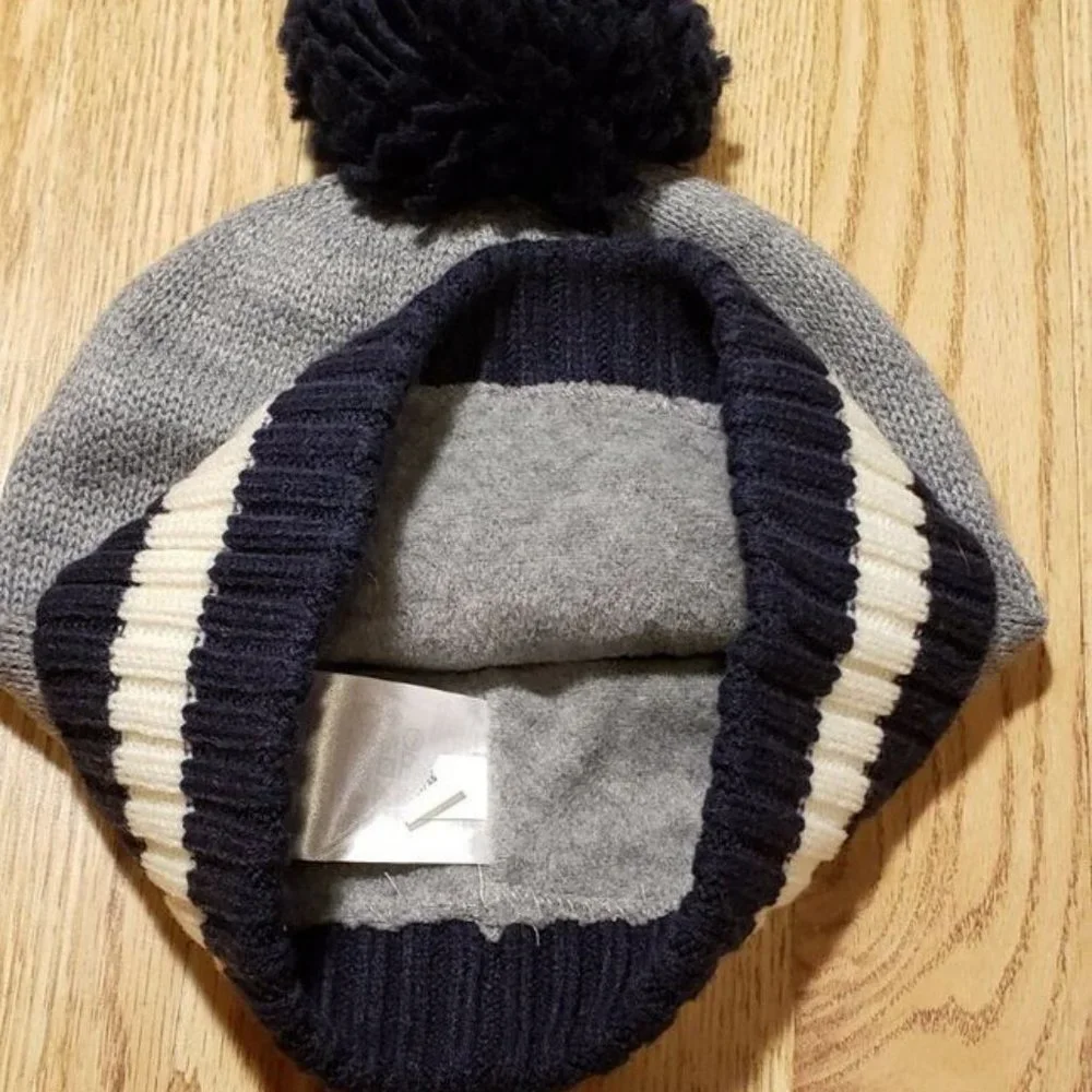 Gap Girls Beanie Hat  Size: Large / XL  Love  Sequins  Brand New with Tags